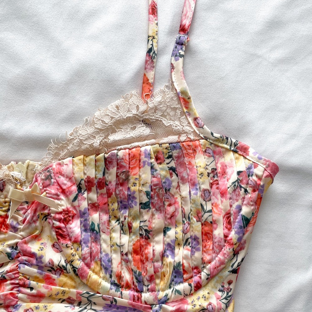 Floral Drawstring Ruched Dress - Picture 9 of 11